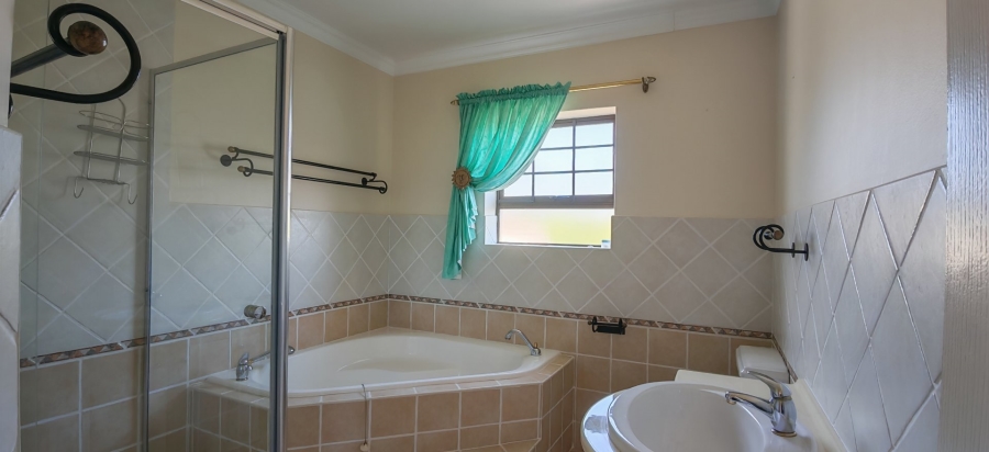 4 Bedroom Property for Sale in Dana Bay Western Cape